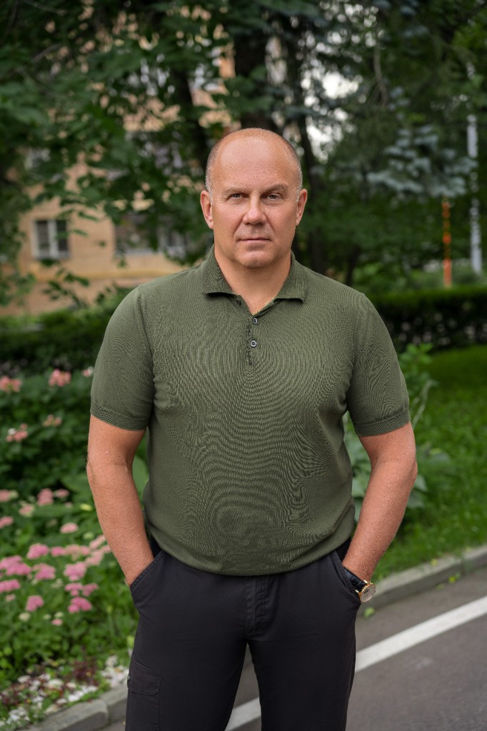 Эдуард Бендерский на открытом воздухе